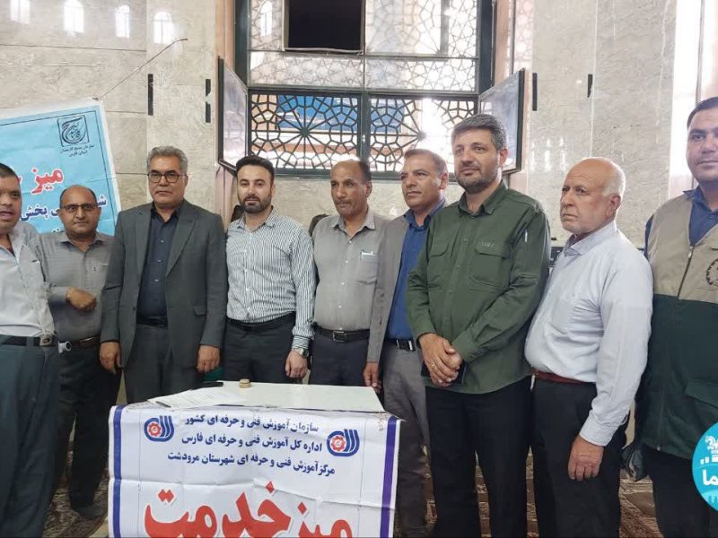 کاروان خدمت ادارات مرودشت به سیدان و کامفیروز می‌رود