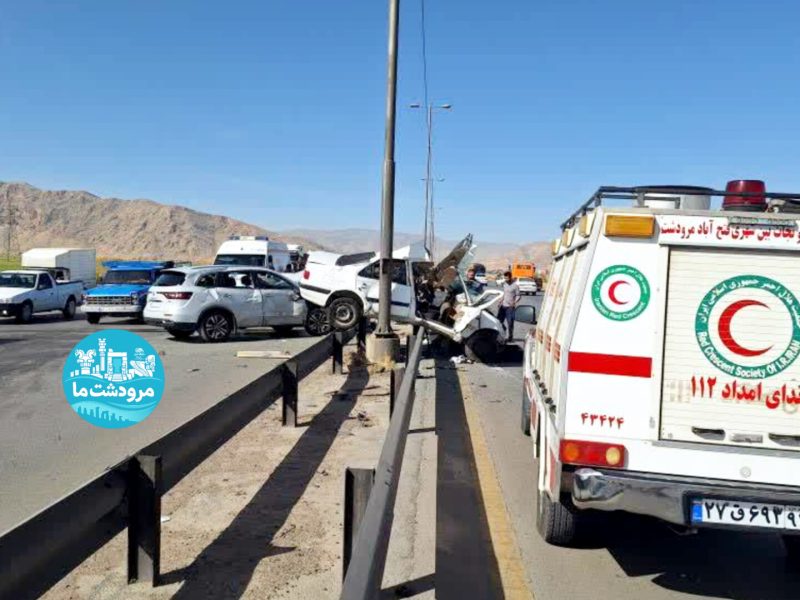 ۴ مصدوم در حادثه رانندگی جاده مرودشت به شیراز