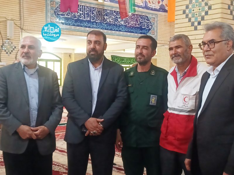 برپایی میز خدمت ادارات شهرستان مرودشت در سیدان