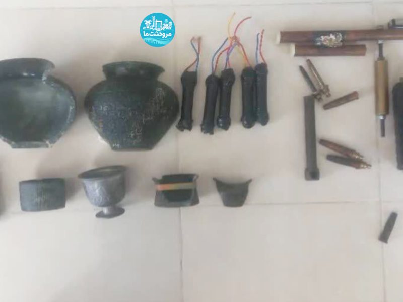کشف اشیا تاریخی از قاچاقچیان در مرودشت